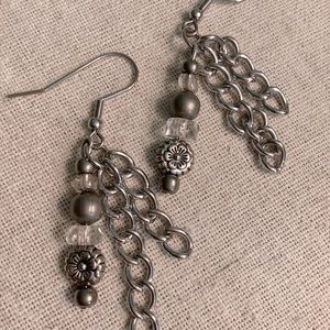 Silver Flower Earrings.